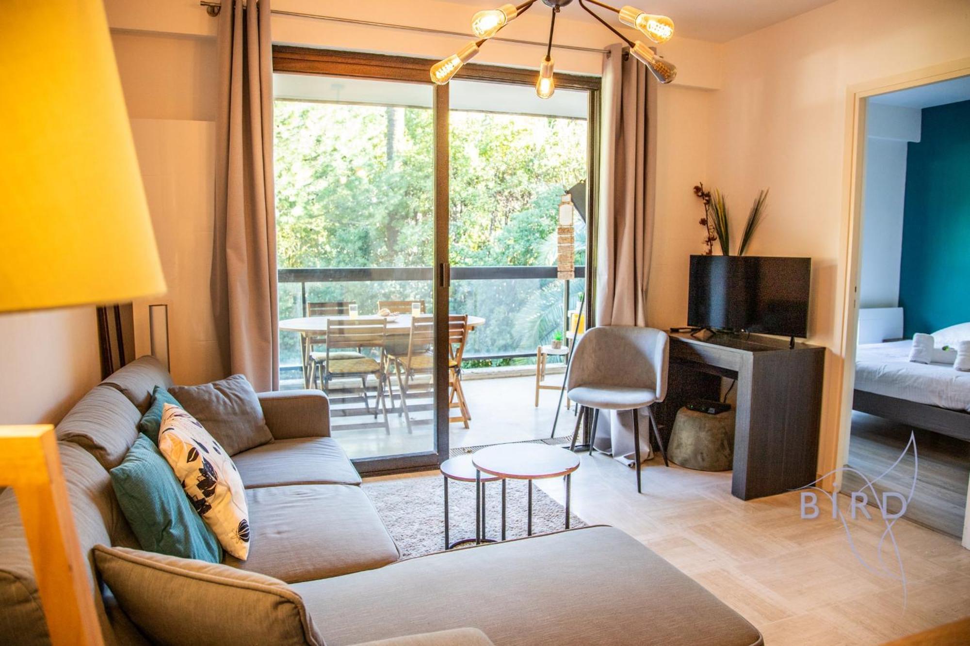 Superb With Pool Tennis & Parking * Cannes